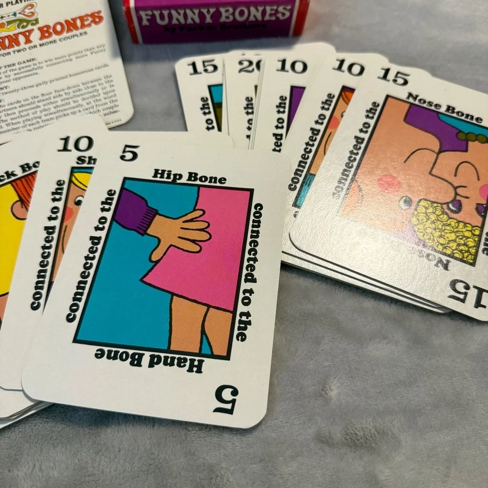 Funny Bones Vintage 1968 Parker Brothers Card Game Complete‎